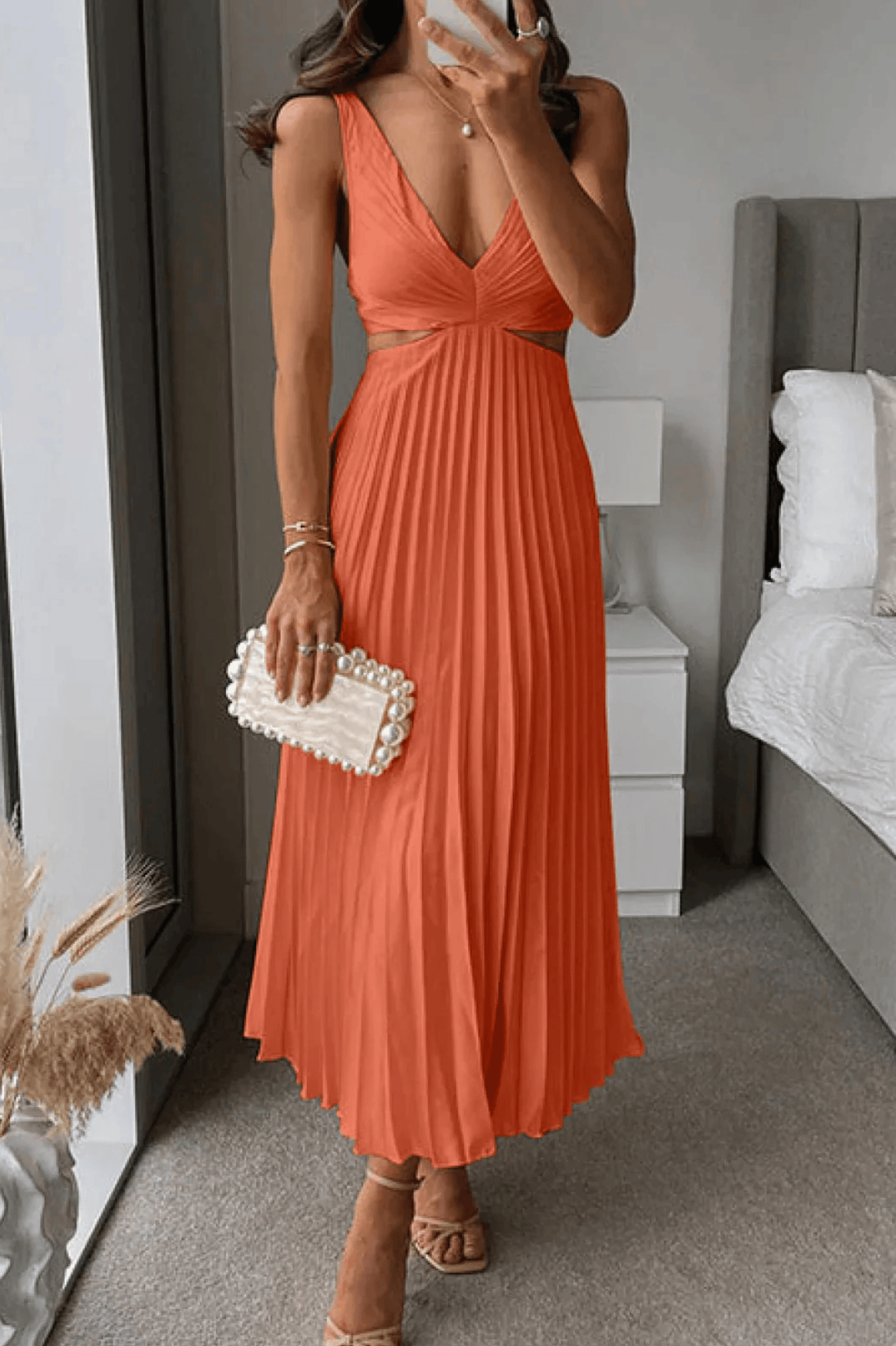 Estella Cutout Waist Loose Midi Dress - miaforde.co
